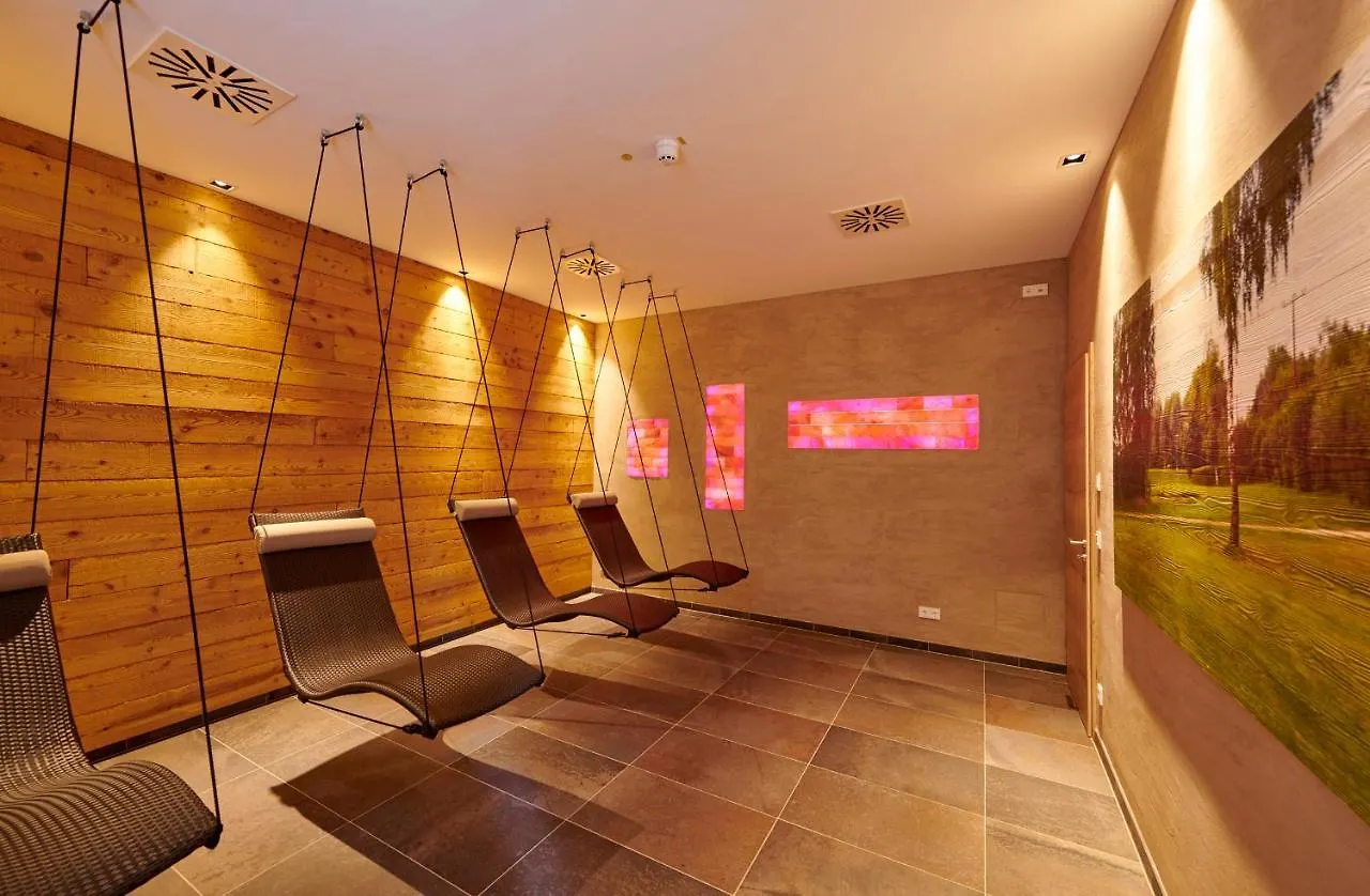 שטראובינג Bachhof Resort Hotel